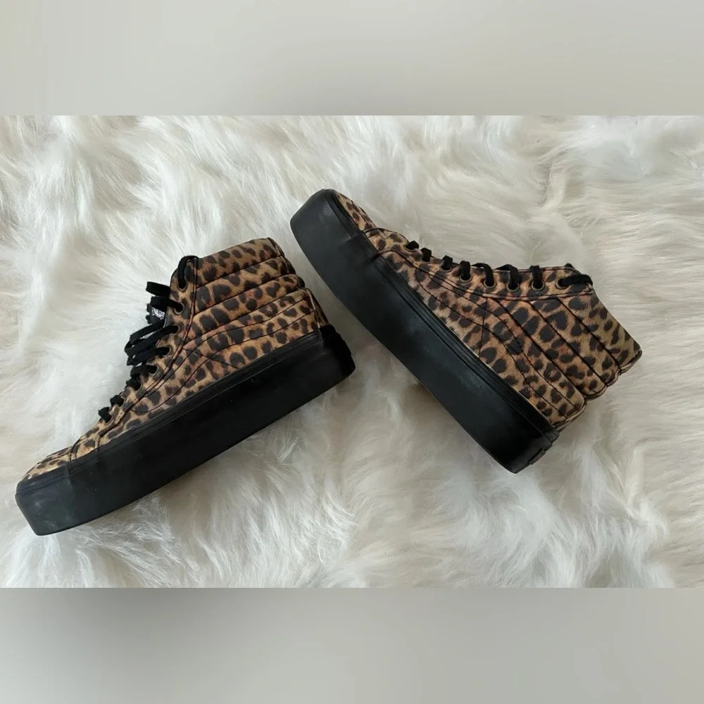 Vans Sk8 Hi Leopard Print Platform Sneakers, 7.5 - Picture 2 of 6